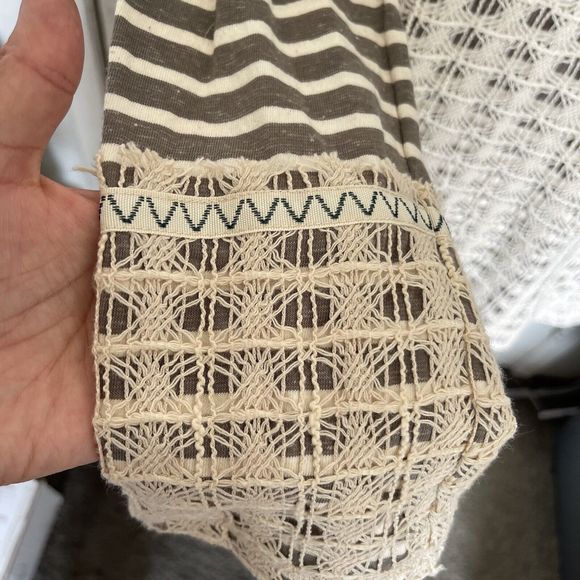 Hem & Thread Womens Blouse Size Large Front Panel Crochet Long Sleeve Striped - Picture 7 of 14